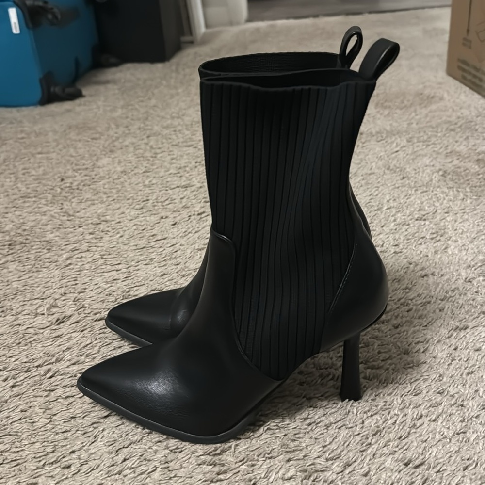 Black Heeled Boots